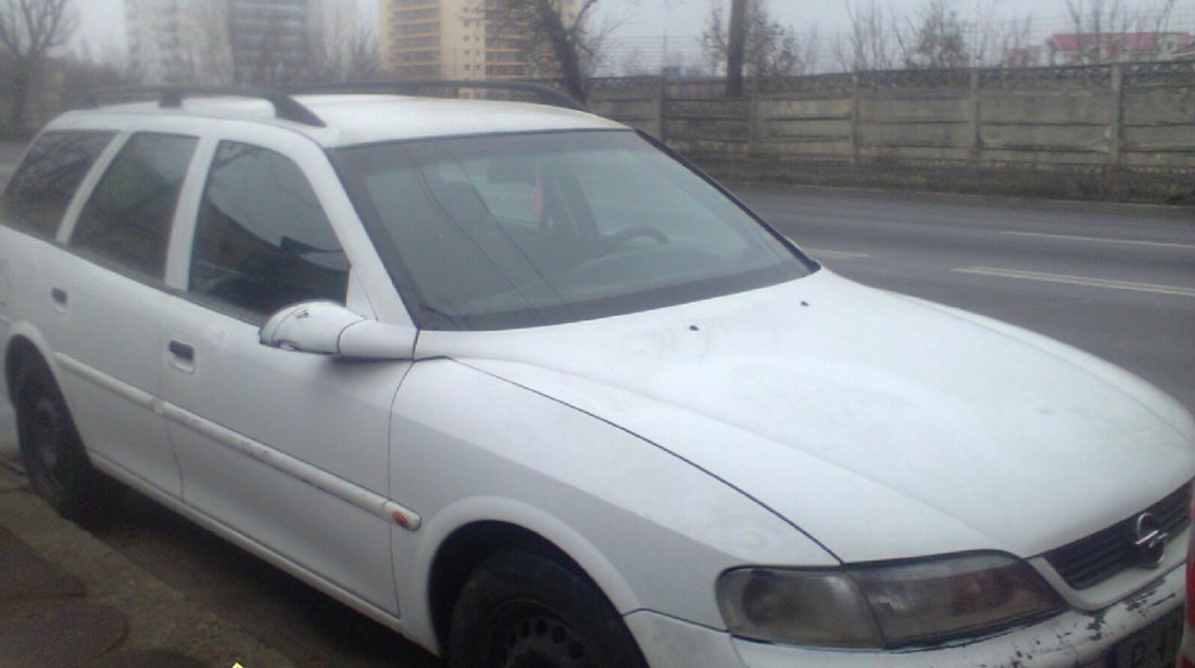 Dezmembrez Opel Vectra B1 si B2 2 0 si 2 2 DTH