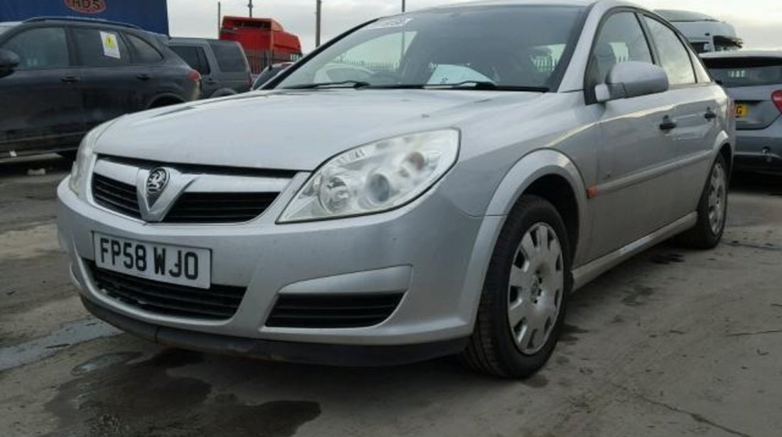 Dezmembrez Opel Vectra C 1.9cdti 2006