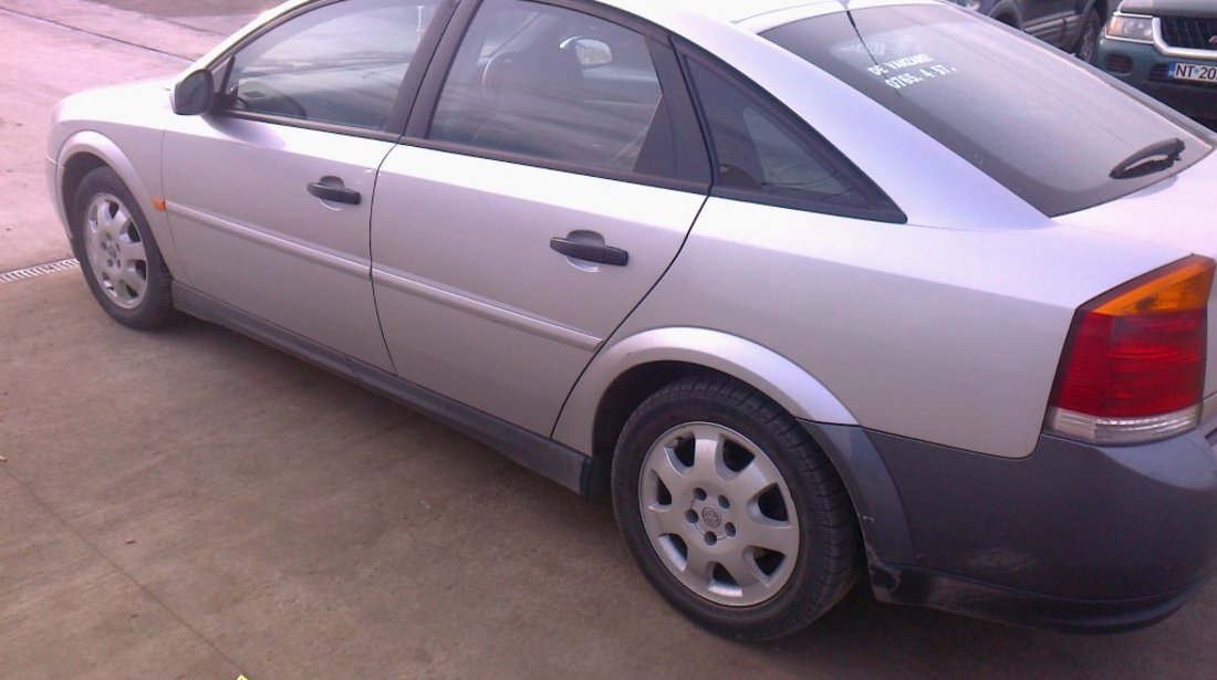 DEZMEMBREZ OPEL VECTRA C 2 0DTI AN 2003