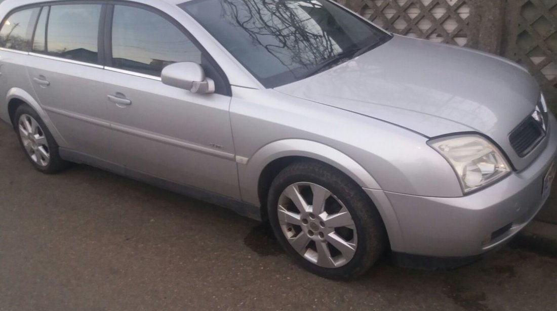 Dezmembrez Opel Vectra C 2.2 Benzina