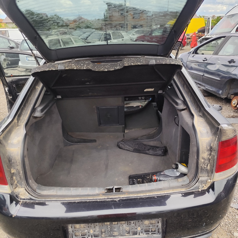 Dezmembrez Opel VECTRA C 2002 - 2008 2.2 DTI Y 22 DTR( CP: 125, KW: 92, CCM: 2172 ) Motorina