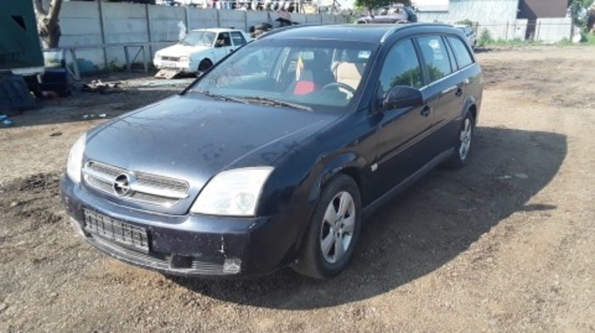 Dezmembrez Opel Vectra C, an 2004