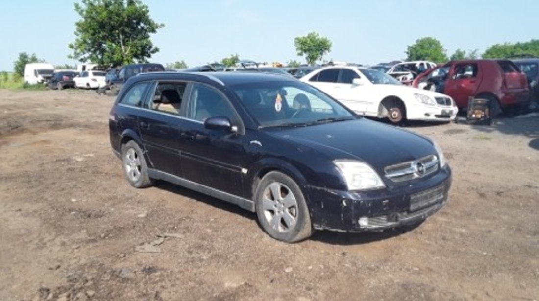 Dezmembrez Opel Vectra C, an 2004