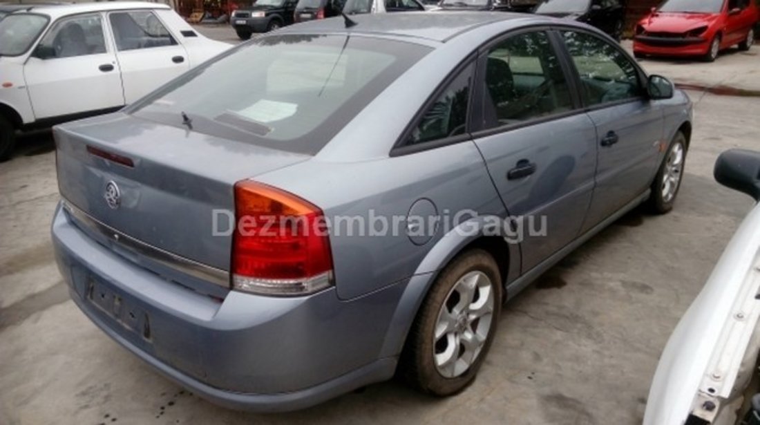 Dezmembrez Opel Vectra C, an 2006