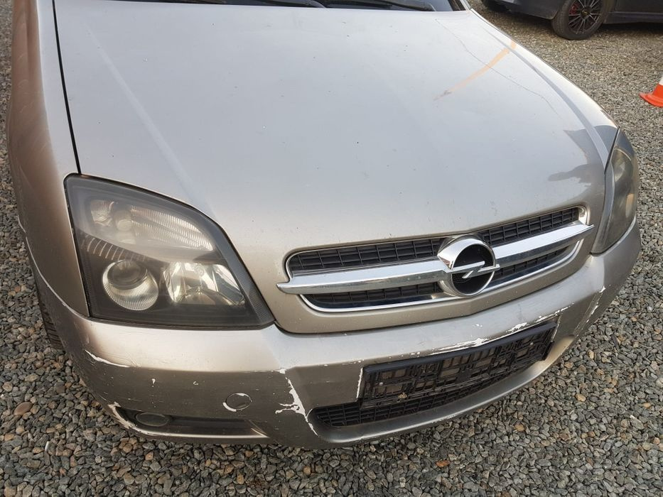 Dezmembrez Opel Vectra C GTS hatchback Signum 2.2 dti Y22DTR z158 R17