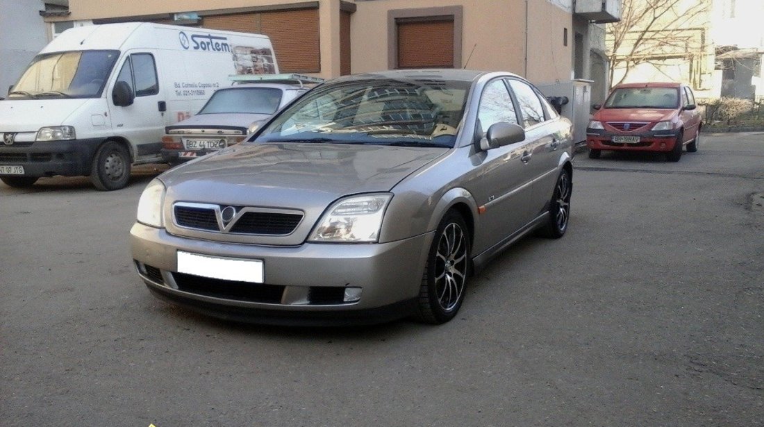 Dezmembrez OPEL Vectra C. - motor 2.2 DTi - Y22DTR