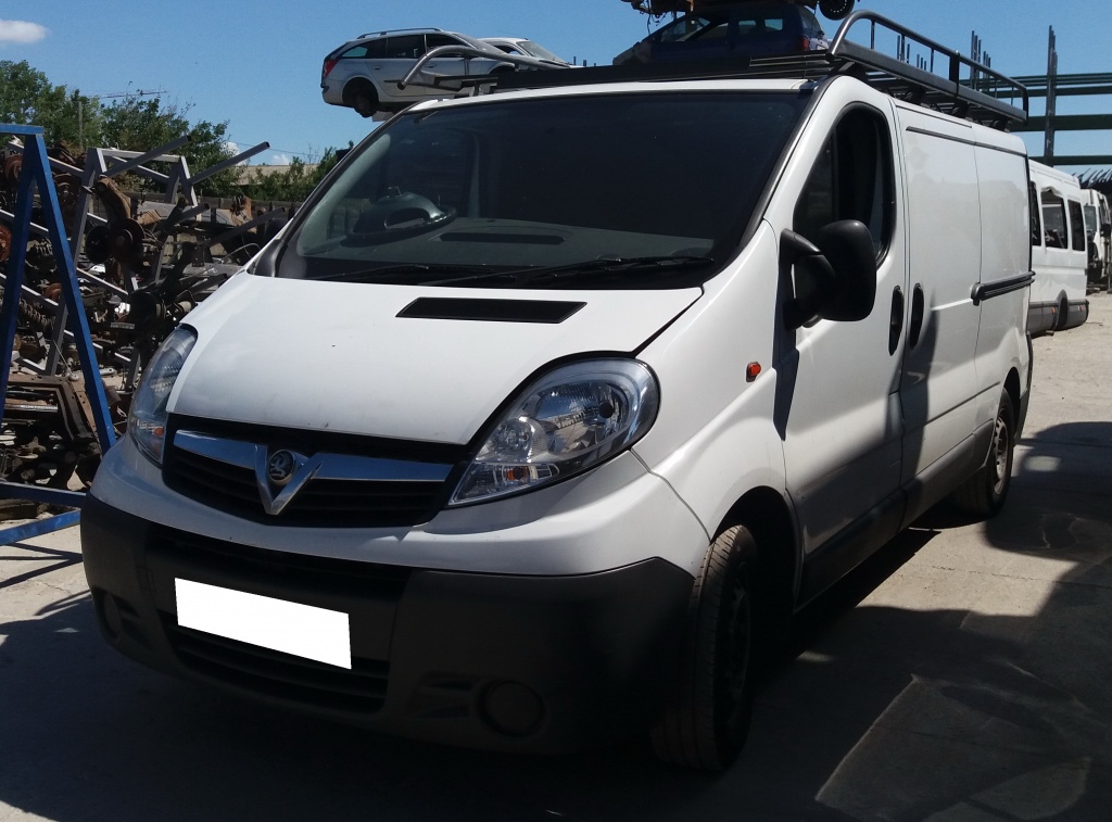 Dezmembrez Opel Vivaro, an fabr. 2007, 2.0 CDTi