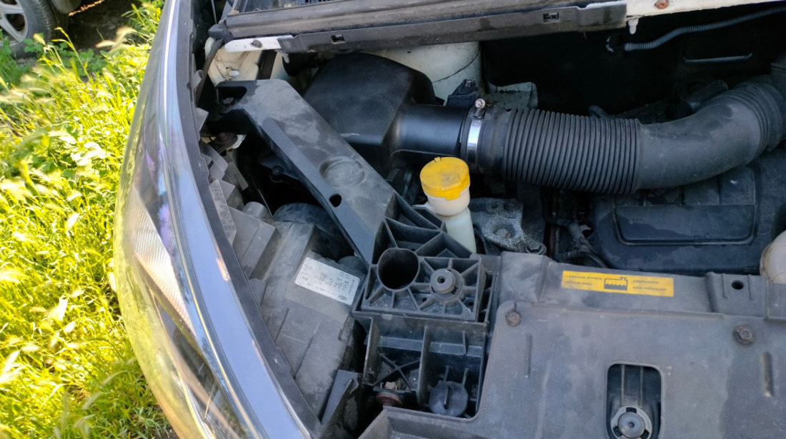 Dezmembrez Opel VIVARO B 2014 - Prezent 1.6 CDTI R9M 408 ( CP: 116, KW: 85, CCM: 1598 ) Motorina
