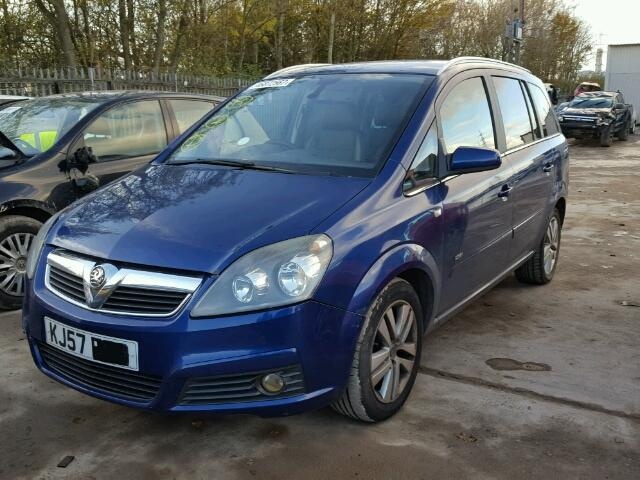 Dezmembrez Opel Zafira 2007 1.9cdti