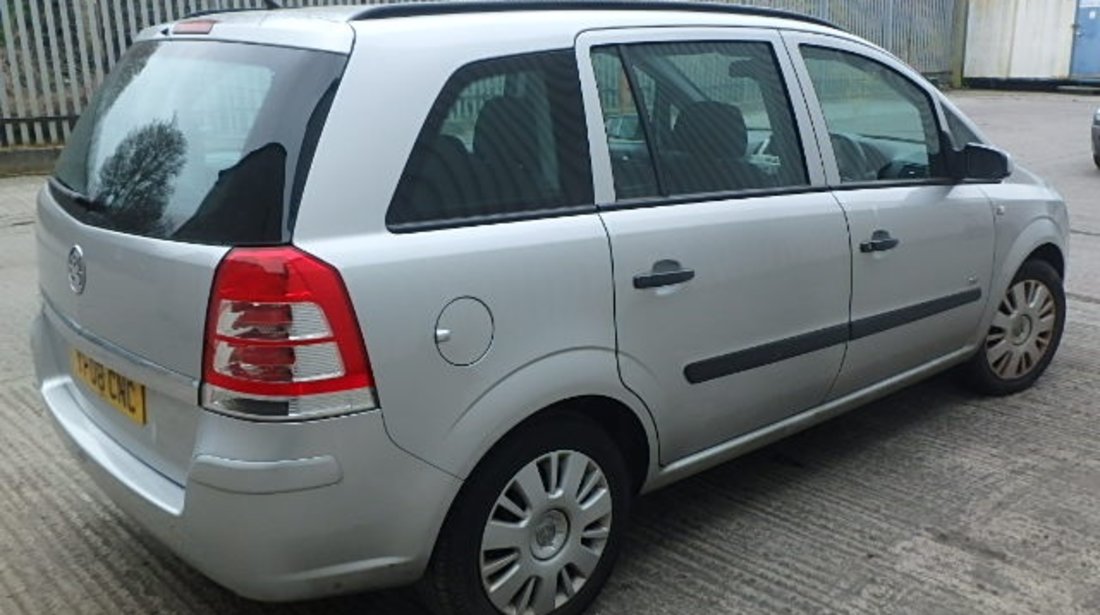 Dezmembrez Opel Zafira B, 1.9cdti, orice piesa!