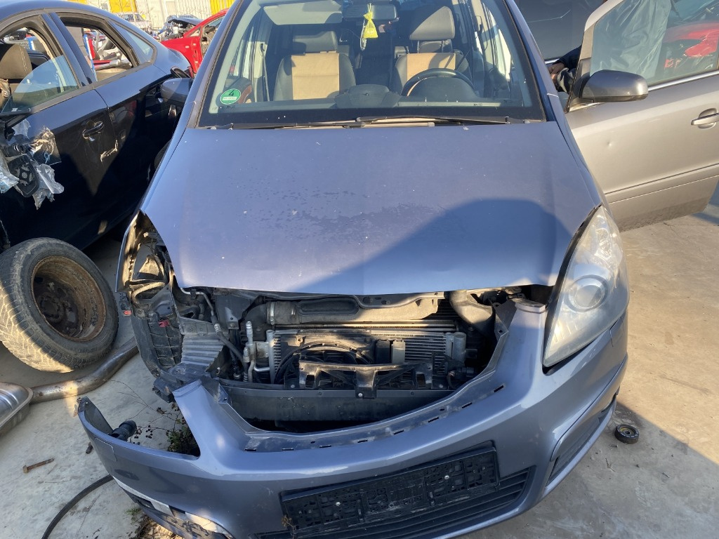 Dezmembrez Opel Zafira B (A05) 1.9 CDTI 2006, Z19DTH