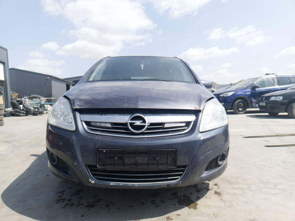 Dezmembrez Opel Zafira B (A05) [Fabr 2006-2011]