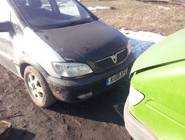 dezmembrez opel zafira