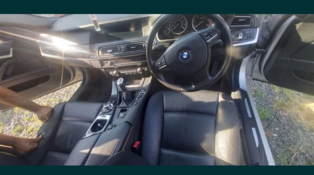 Dezmembrez orice piesa BMW F10