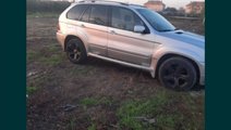 Dezmembrez orice piesa de BMW X5 E53