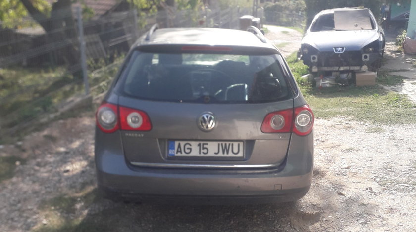 Dezmembrez Passat B6 1.9tdi 105cp BKC LA7T