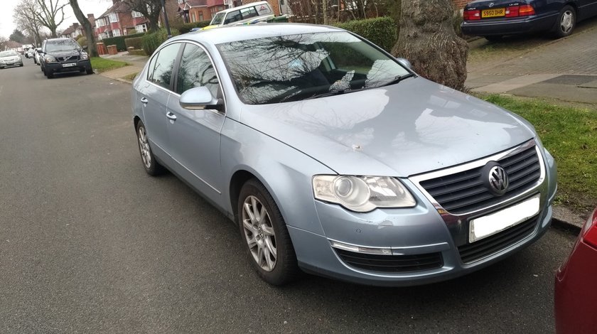Dezmembrez Passat B6 2.0 tdi BKP 2006 LB5M