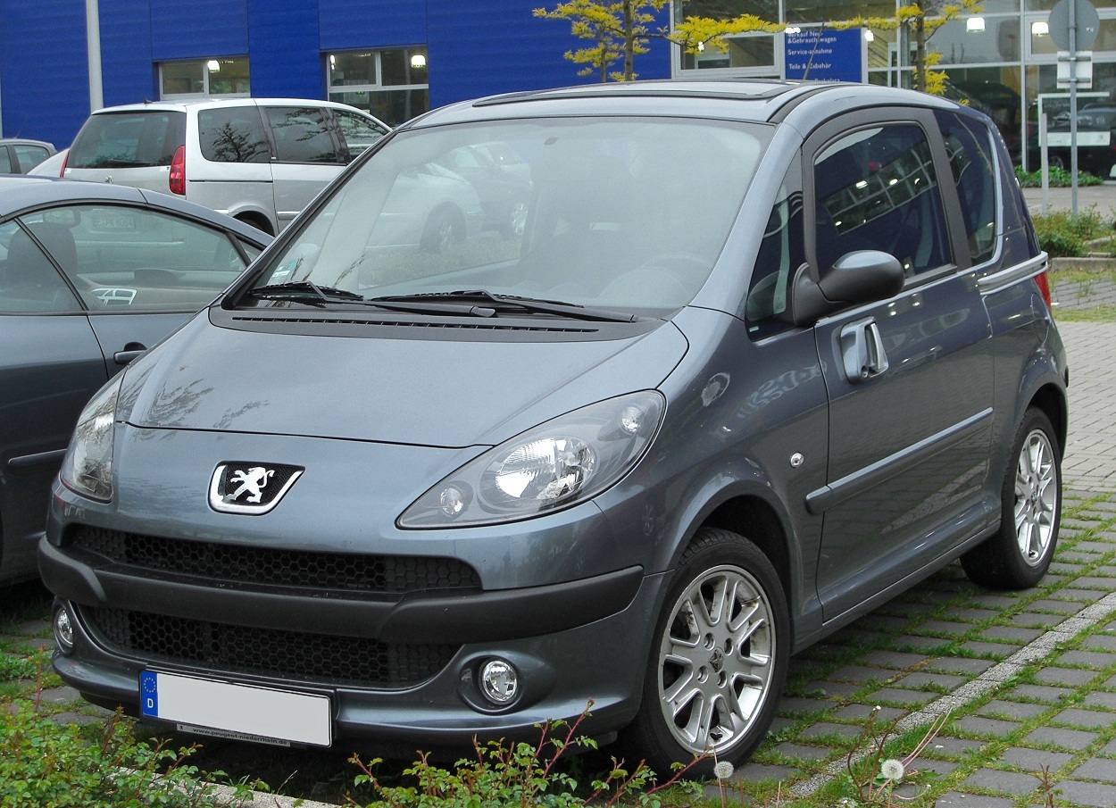 Dezmembrez Peugeot 1007, 2006