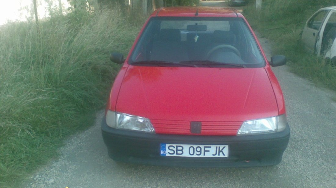 Dezmembrez Peugeot 106