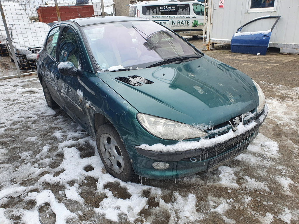 Dezmembrez Peugeot 206 1998 - 2013 1.4 KFW (TU3JP) ( CP: 75, KW: 55, CCM: 1360 ) Benzina