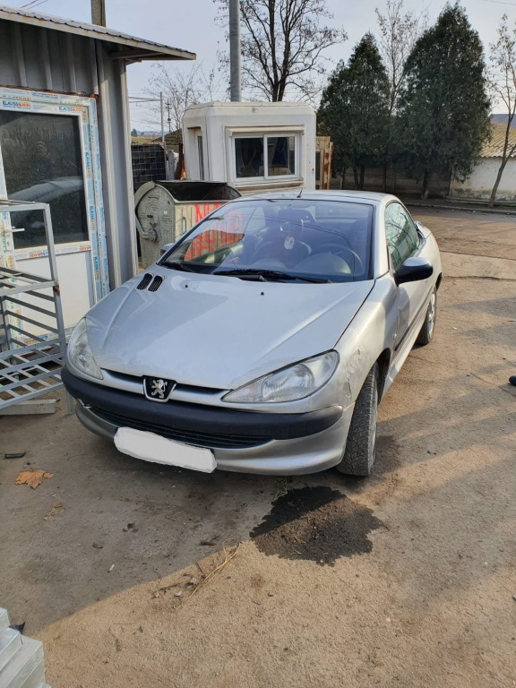 Dezmembrez Peugeot 206 1998 - 2013 1.6 None( CP: None, KW: None, CCM: None ) Benzina