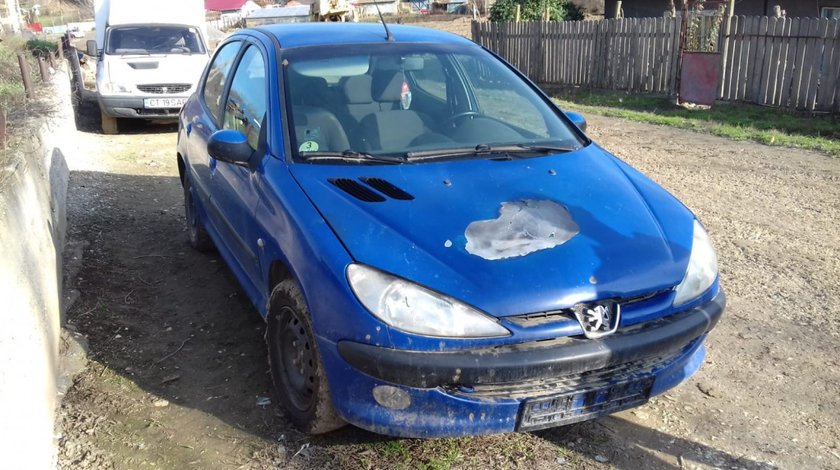 Dezmembrez Peugeot 206 1998 - Prezent 1.4 HDi Motorina