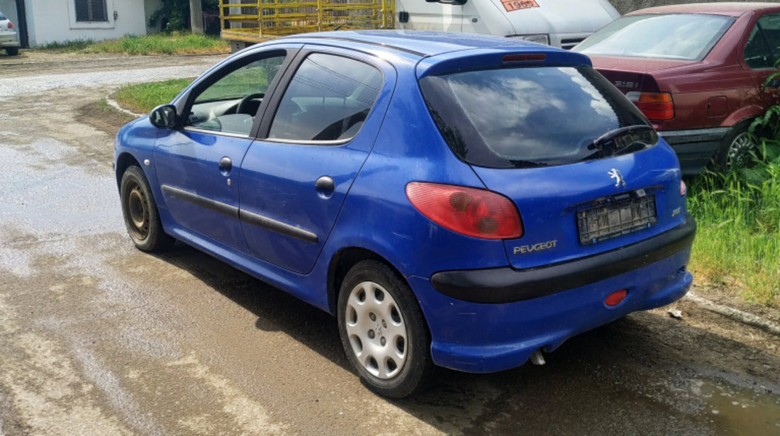 Dezmembrez Peugeot 206 1998 - Prezent 1.4 I KFW (TU3JP) ( CP: 75, KW: 55, CCM: 1360 ) Benzina