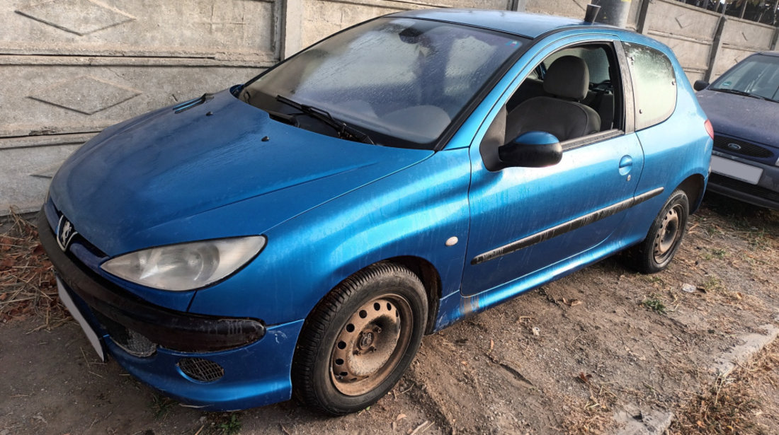 Dezmembrez Peugeot 206 1998 - Prezent 1.6 HDi 110 9HZ (DV6TED4) ( CP: 109, KW: 80, CCM: 1560 ) Motorina