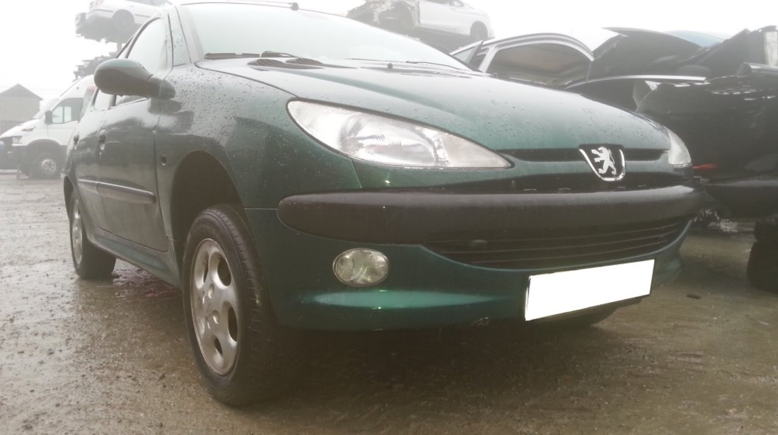 Dezmembrez Peugeot 206 an fabr. 2001, 2.0D HDi