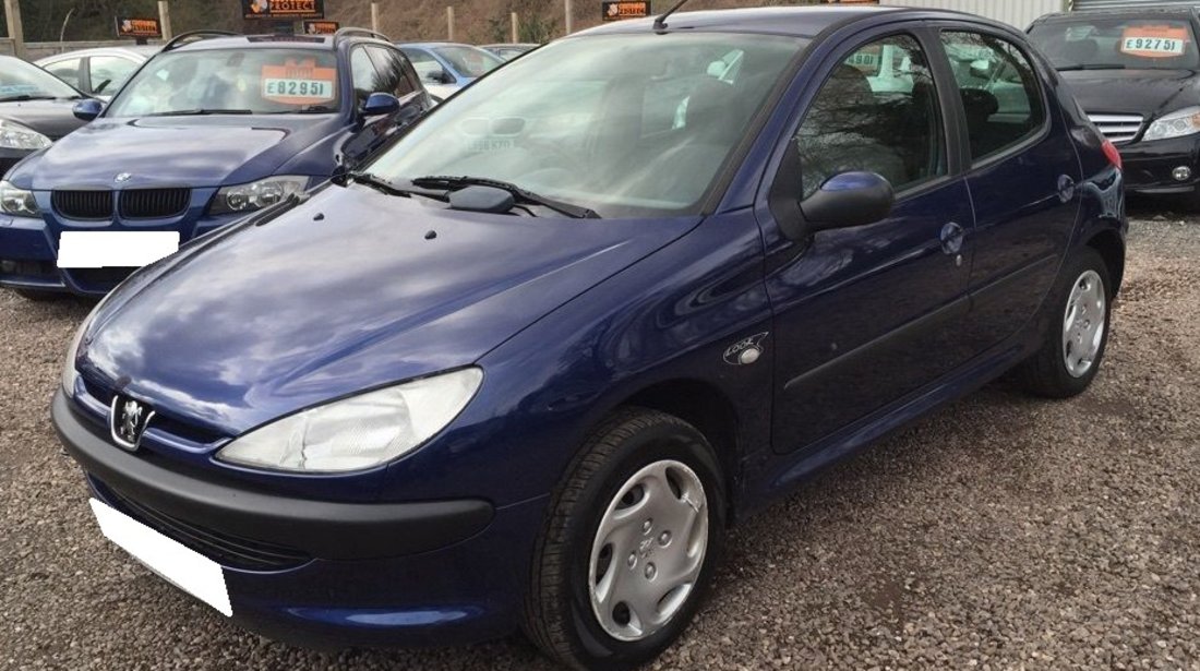 Dezmembrez Peugeot 206 an fabr. 2003, 1.9D