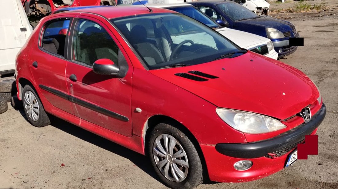 Dezmembrez Peugeot 206,an fabricatie 2006