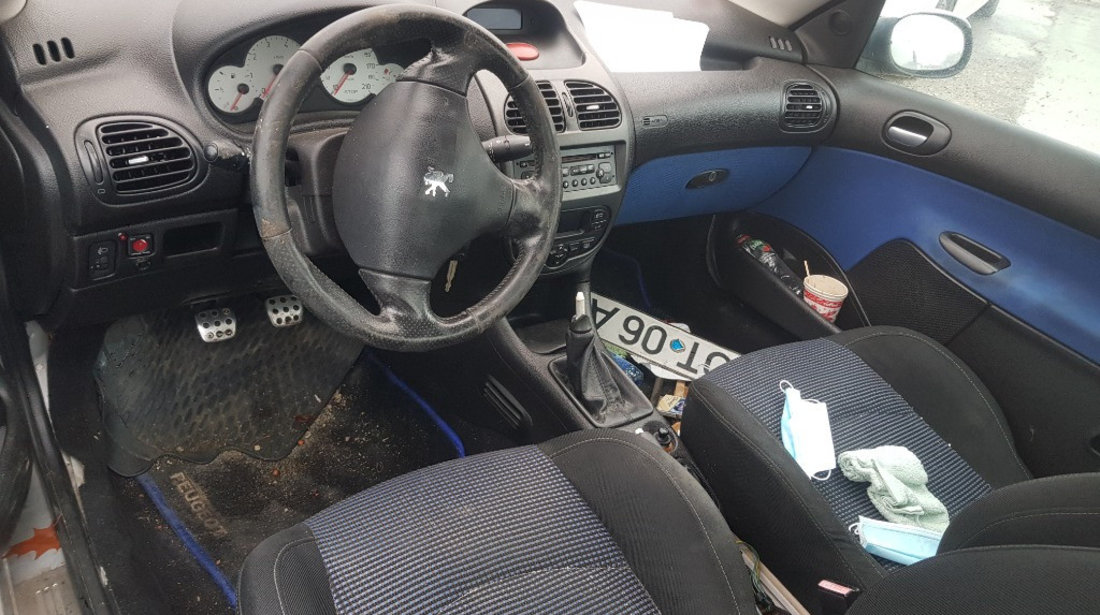 Dezmembrez peugeot 206 cc 1.6 16v nfu 109 cai