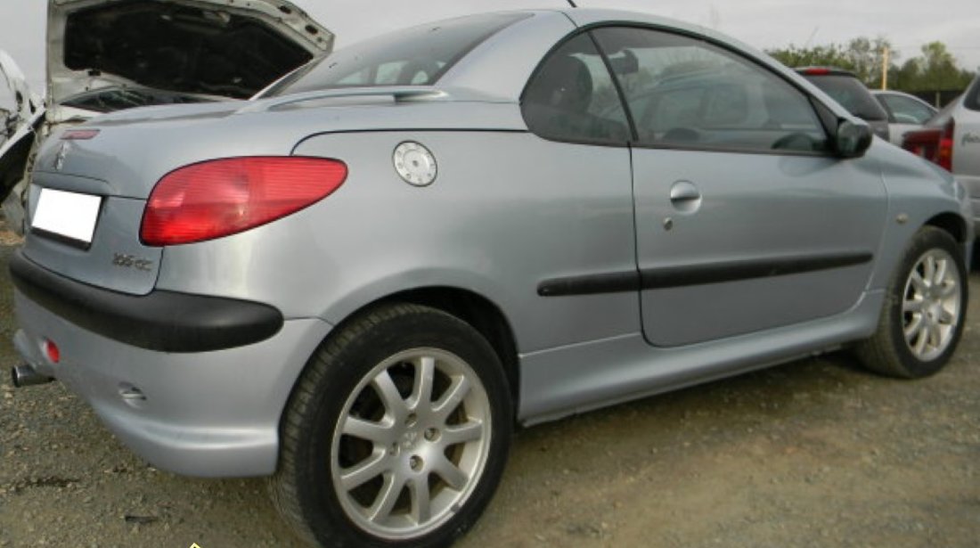 Dezmembrez Peugeot 206 CC 1 6i NFU si 2 0i RFN an fab 2002