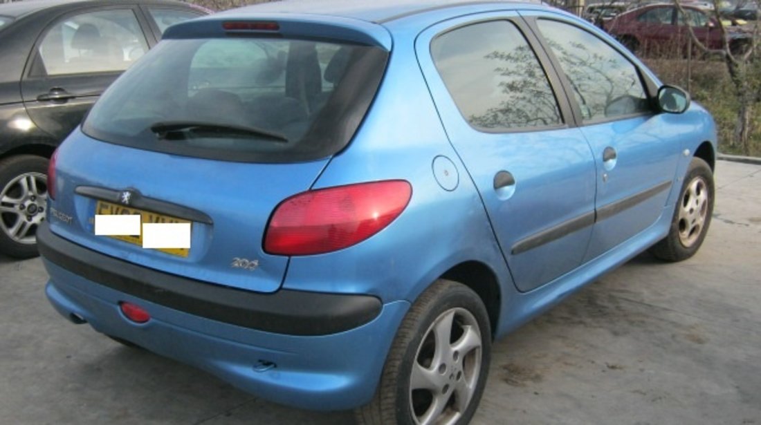 Dezmembrez Peugeot 206 din 2002, 1.6b,