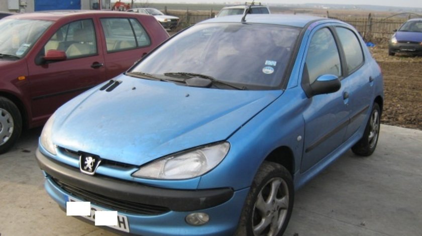 Dezmembrez Peugeot 206 din 2002, 1.6b,