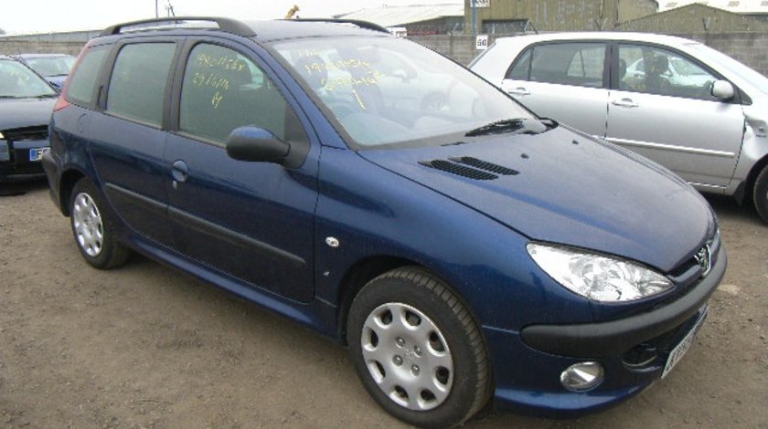 Dezmembrez Peugeot 206 SW, 1.6hdi