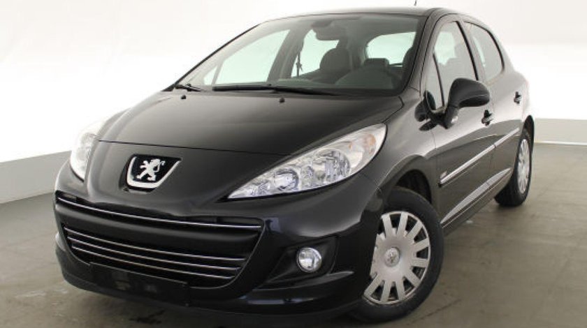 Dezmembrez Peugeot 207 1,4 hdi 2008