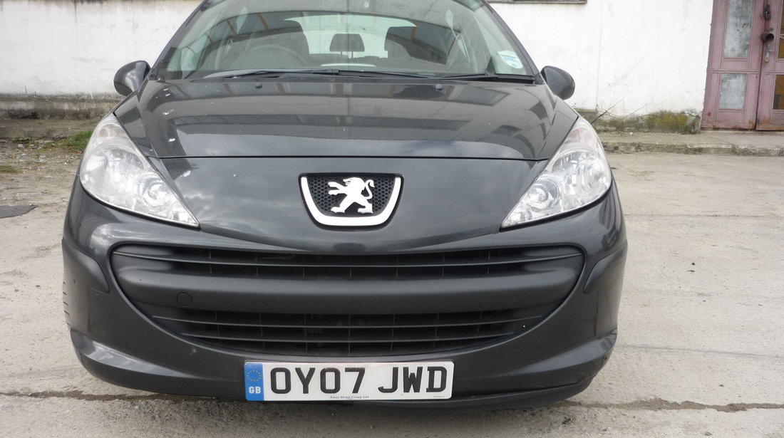 Dezmembrez Peugeot 207, 1.4 hdi, an 2007