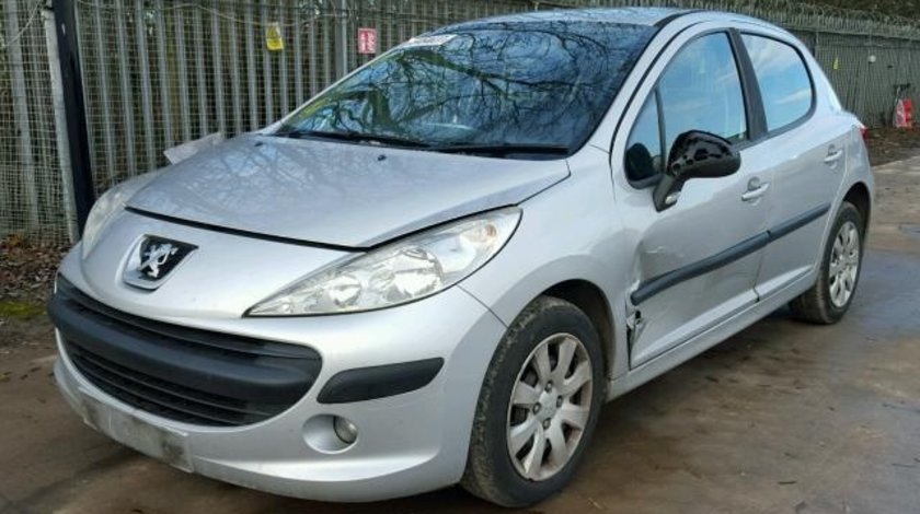 Dezmembrez Peugeot 207, 1.4benzina 2008