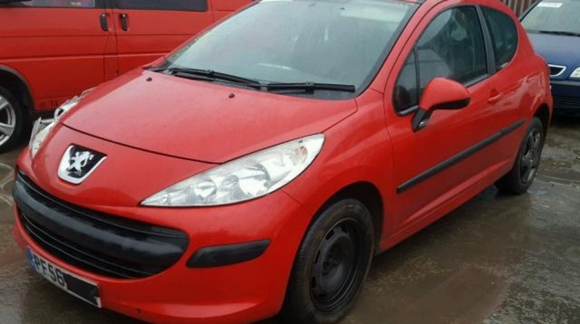 Dezmembrez Peugeot 207 2007 1.4benz