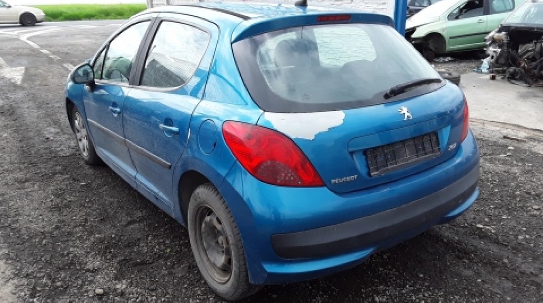 Dezmembrez Peugeot 207, an 2008, motorizare 1.4 HDI