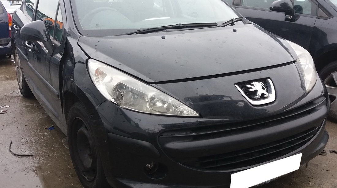 Dezmembrez Peugeot 207 an fabr. 2007, 1.4i