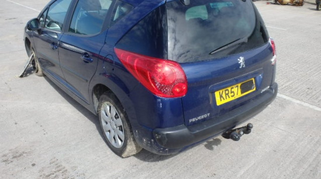 Dezmembrez Peugeot 207 sw 1.6hdi