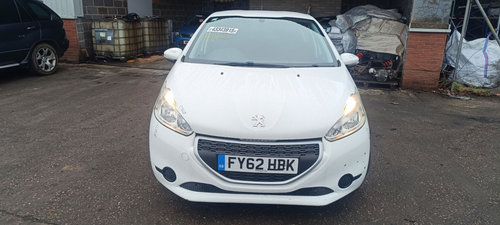Dezmembrez PEUGEOT 208 [Fabr 2012-2024]