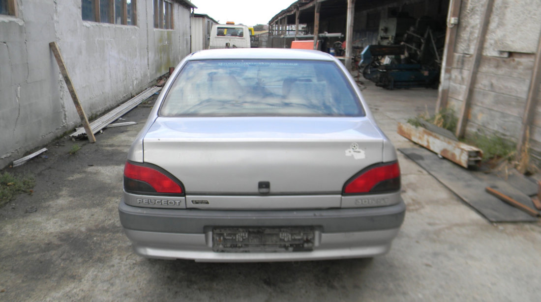 Dezmembrez Peugeot 306 1993 - 2003 1.8 LFZ (XU7JP) ( CP: 101, KW: 74, CCM: 1761 ) Benzina