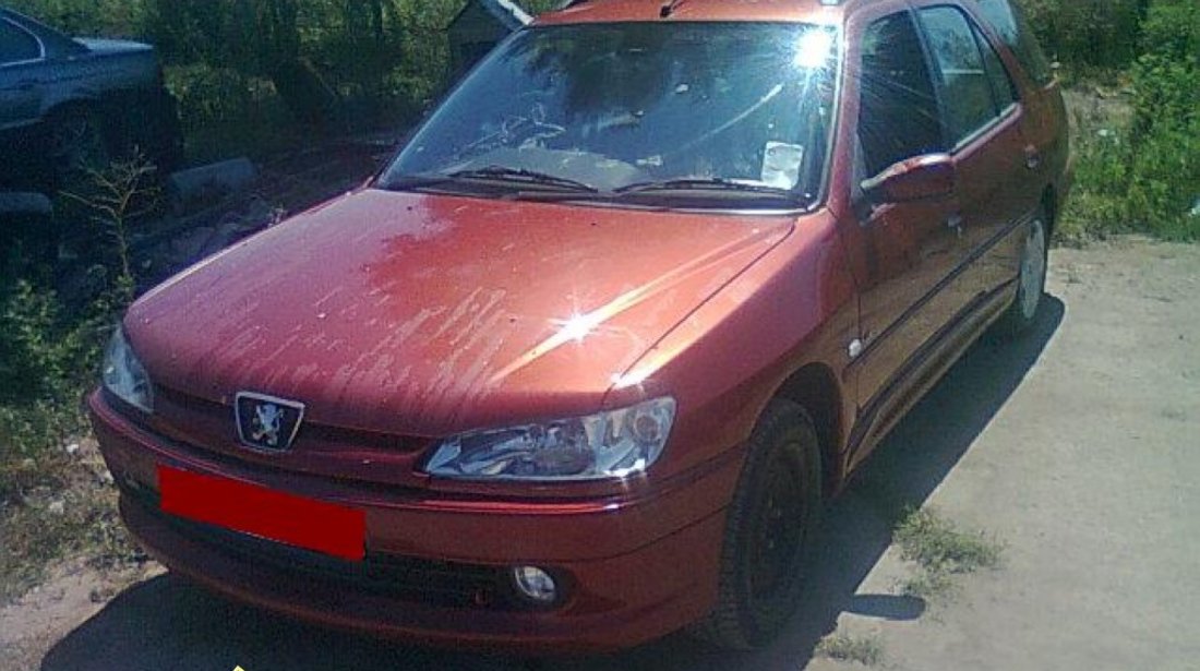 Dezmembrez Peugeot 306