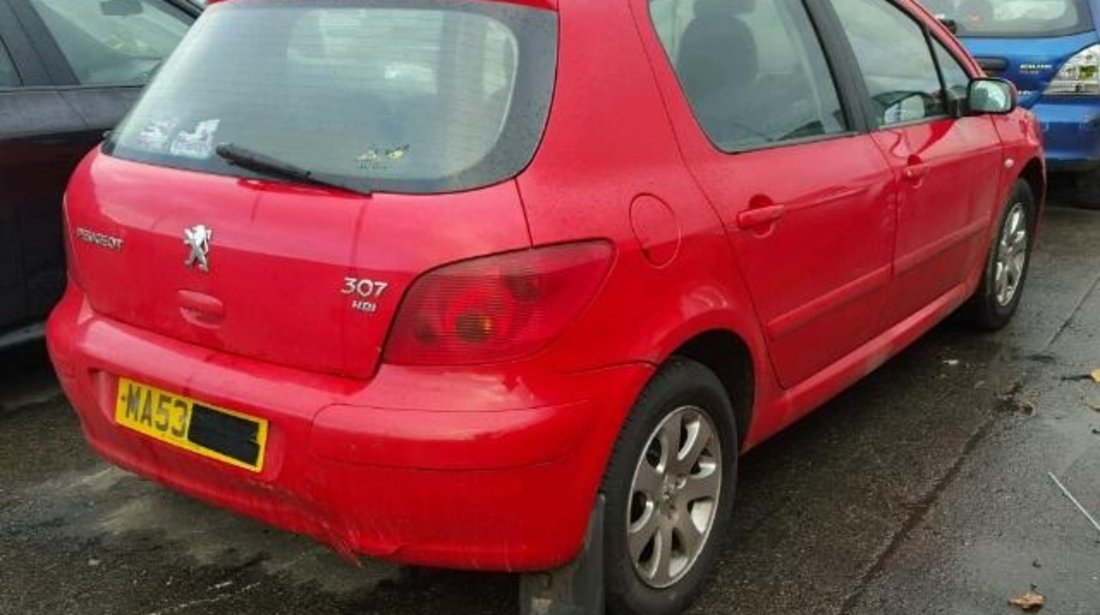 Dezmembrez Peugeot 307 1.4hdi 2003