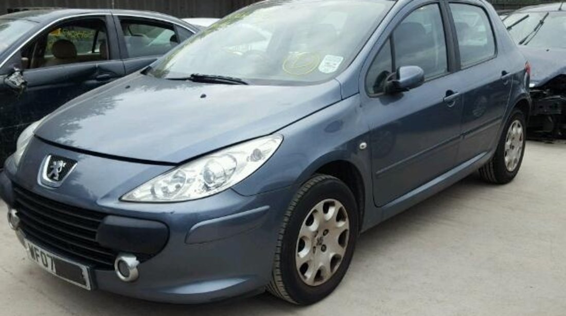 Dezmembrez Peugeot 307, 1.4hdi