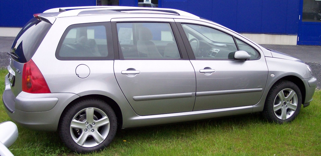 Dezmembrez Peugeot 307 1 6 16 Valve Benzina Din 2004