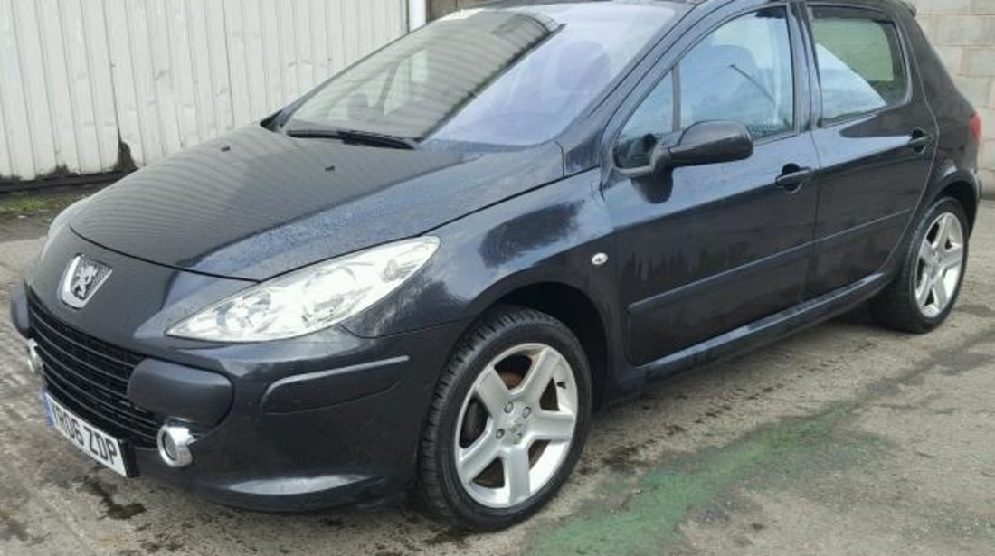 Dezmembrez Peugeot 307, 1.6b 2006